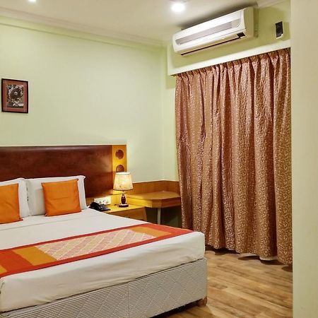 Oyo 6110 Thalassa Suites Bangalore Ngoại thất bức ảnh