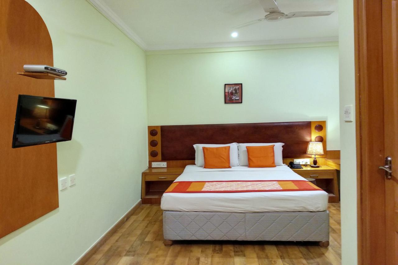 Oyo 6110 Thalassa Suites Bangalore Ngoại thất bức ảnh