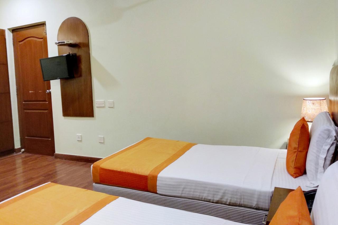 Oyo 6110 Thalassa Suites Bangalore Ngoại thất bức ảnh